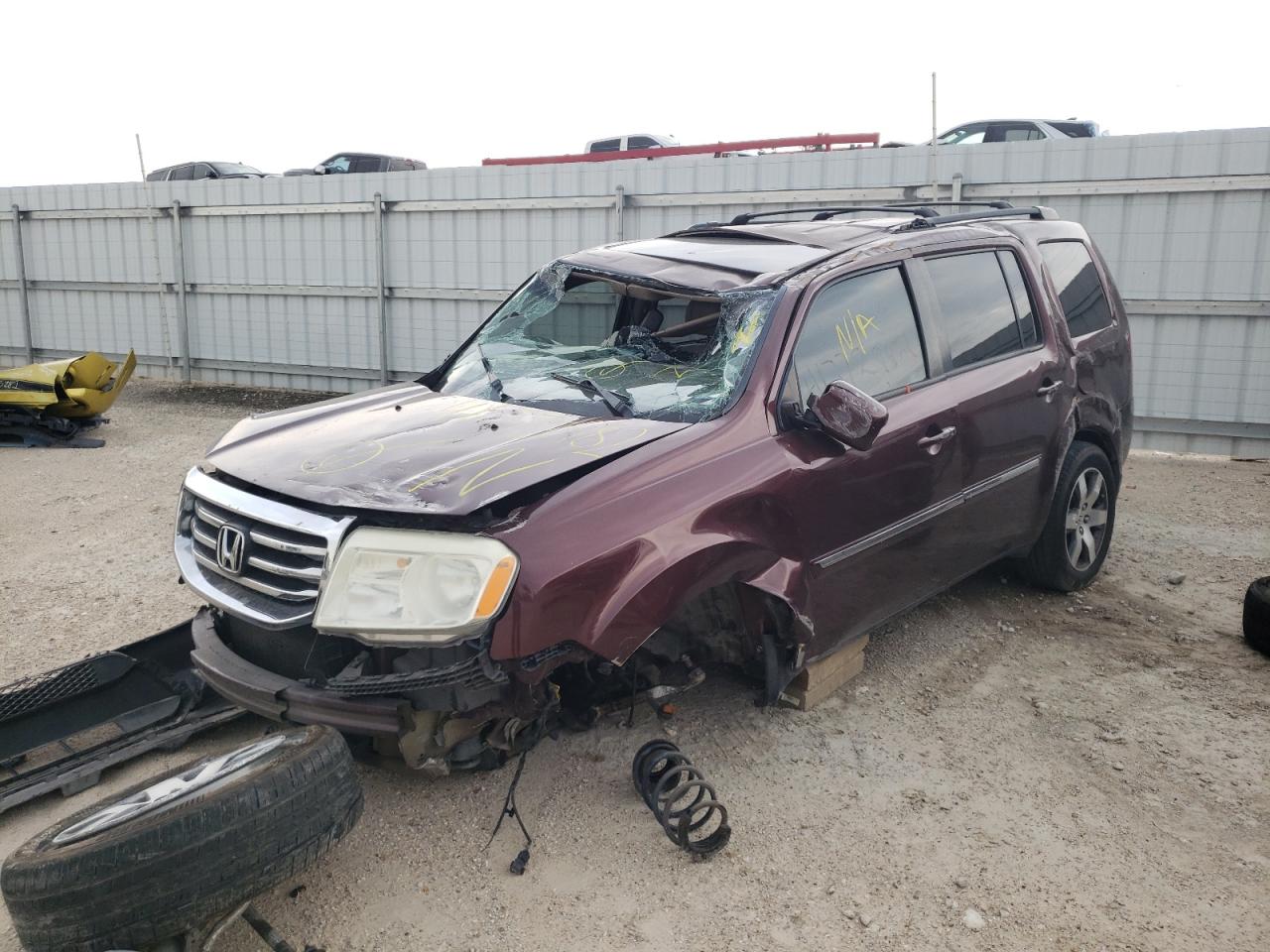 Photo 2 from auction – 2012 HONDA PILOT TOUR with VIN 5FNYF3H93CB018634
