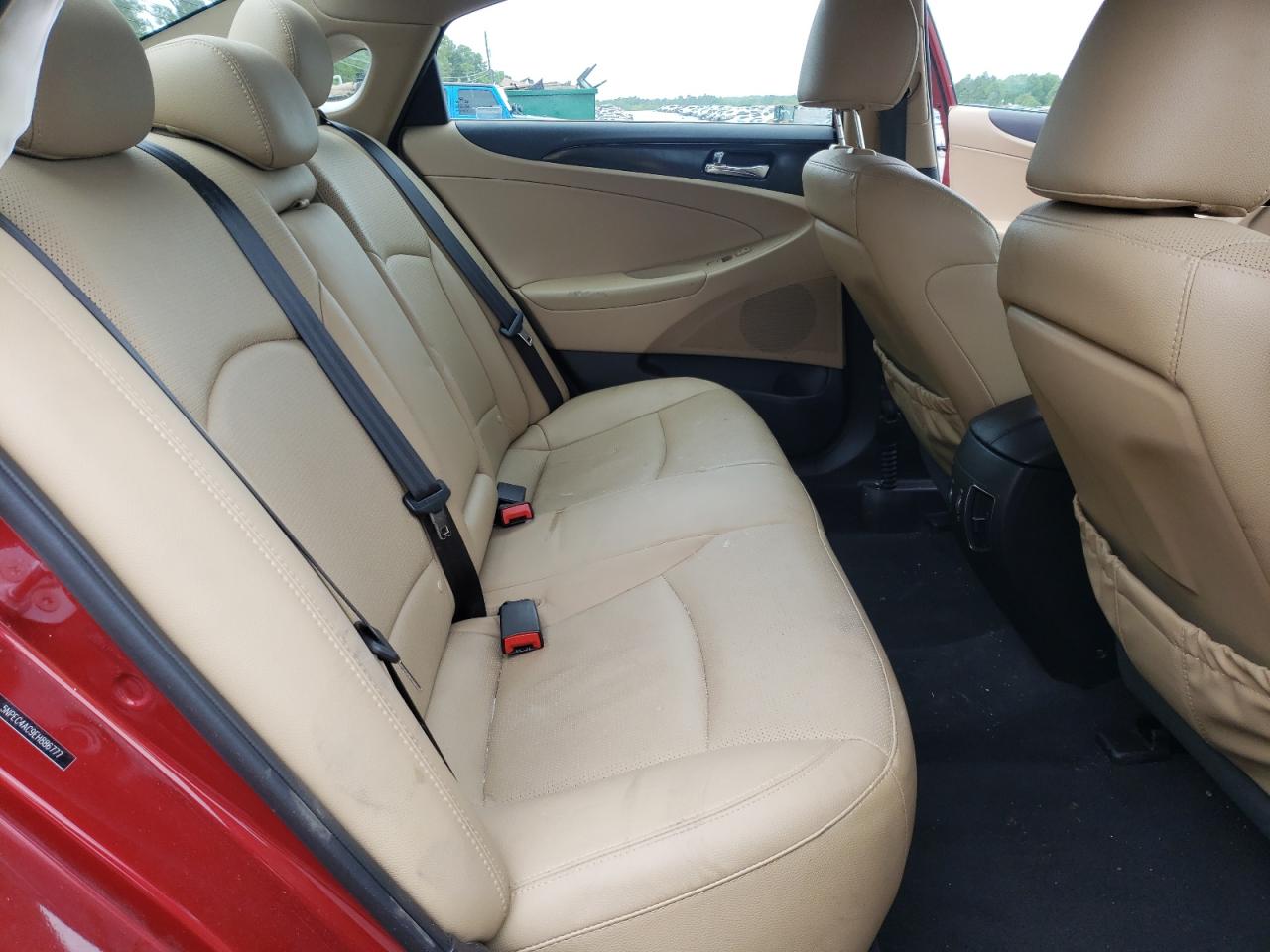Photo 6 from auction – 2014 HYUNDAI SONATA SE with VIN 5NPEC4AC9EH886777