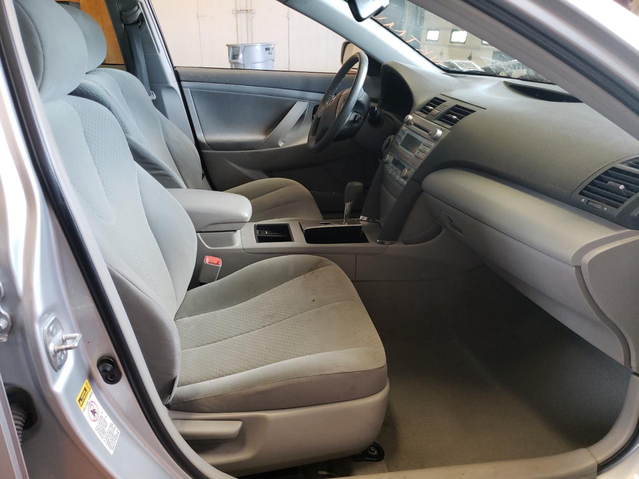 Photo 5 from auction – 2007 TOYOTA CAMRY HYBR with VIN 4T1BB46K37U009762