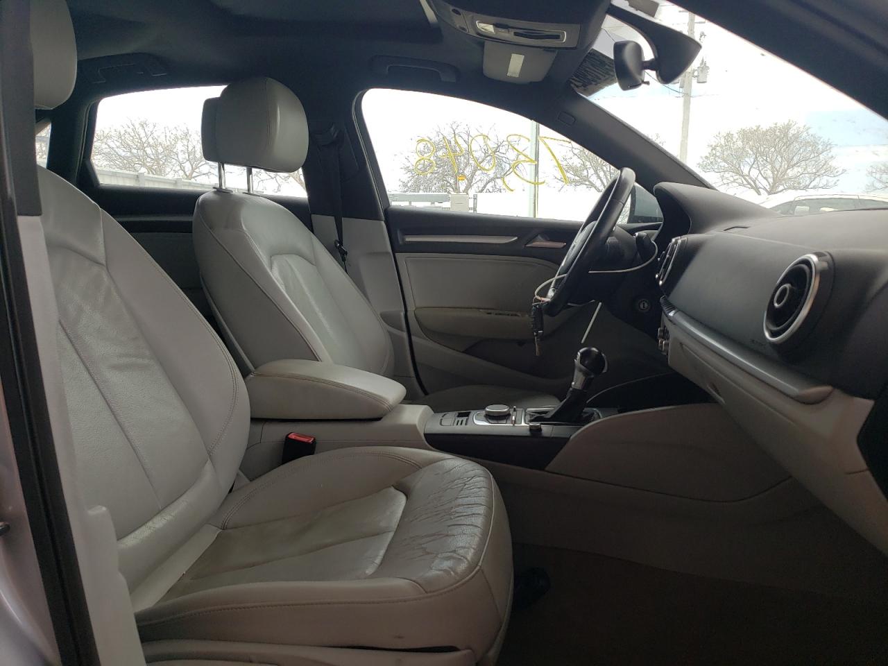 Photo 5 from auction – 2015 AUDI A3 PREMIUM with VIN WAUACGFF4F1116978