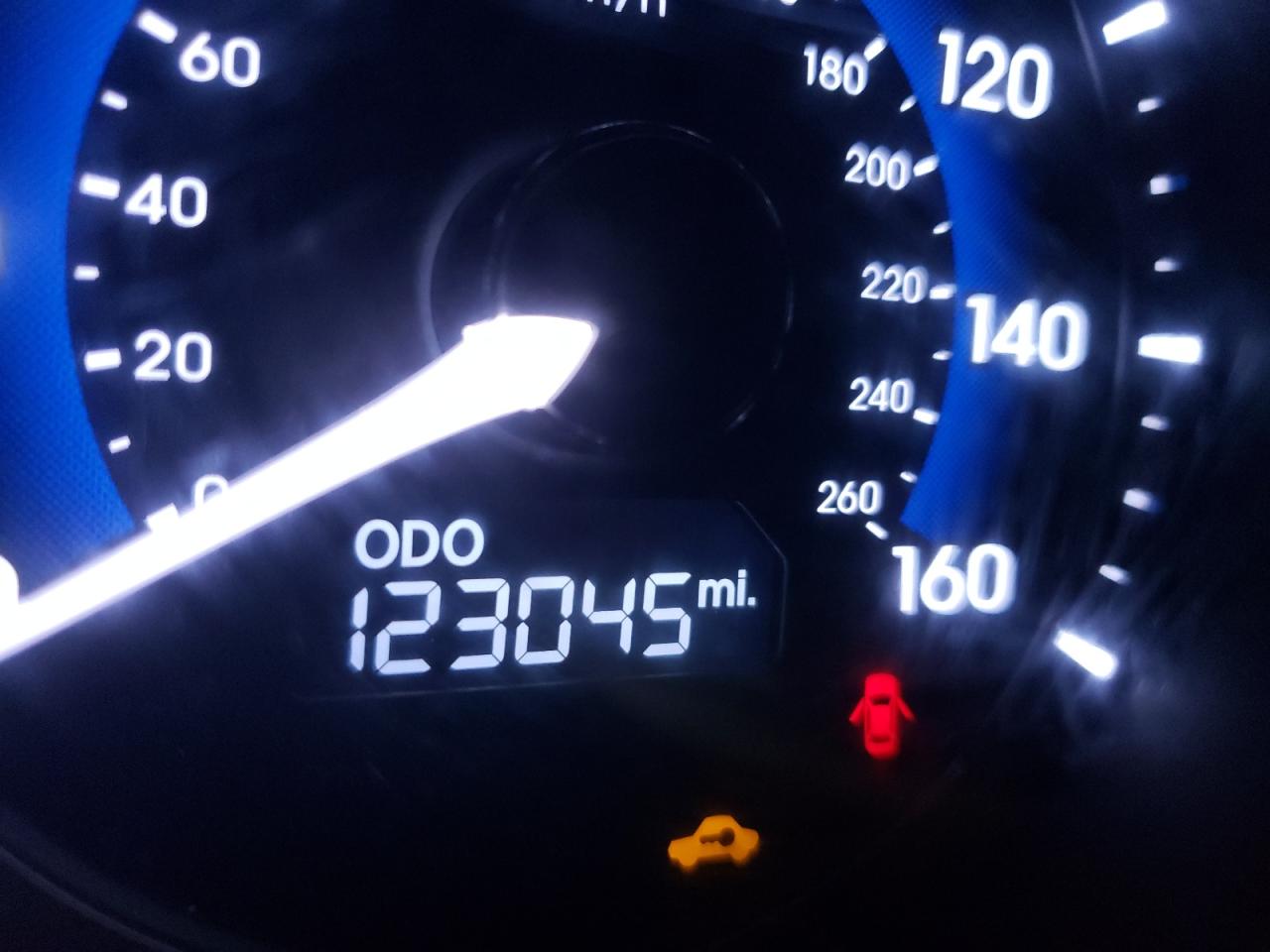 Zdjęcie 8 z aukcji – 2012 HYUNDAI SONATA HYB z VIN KMHEC4A4XCA059296