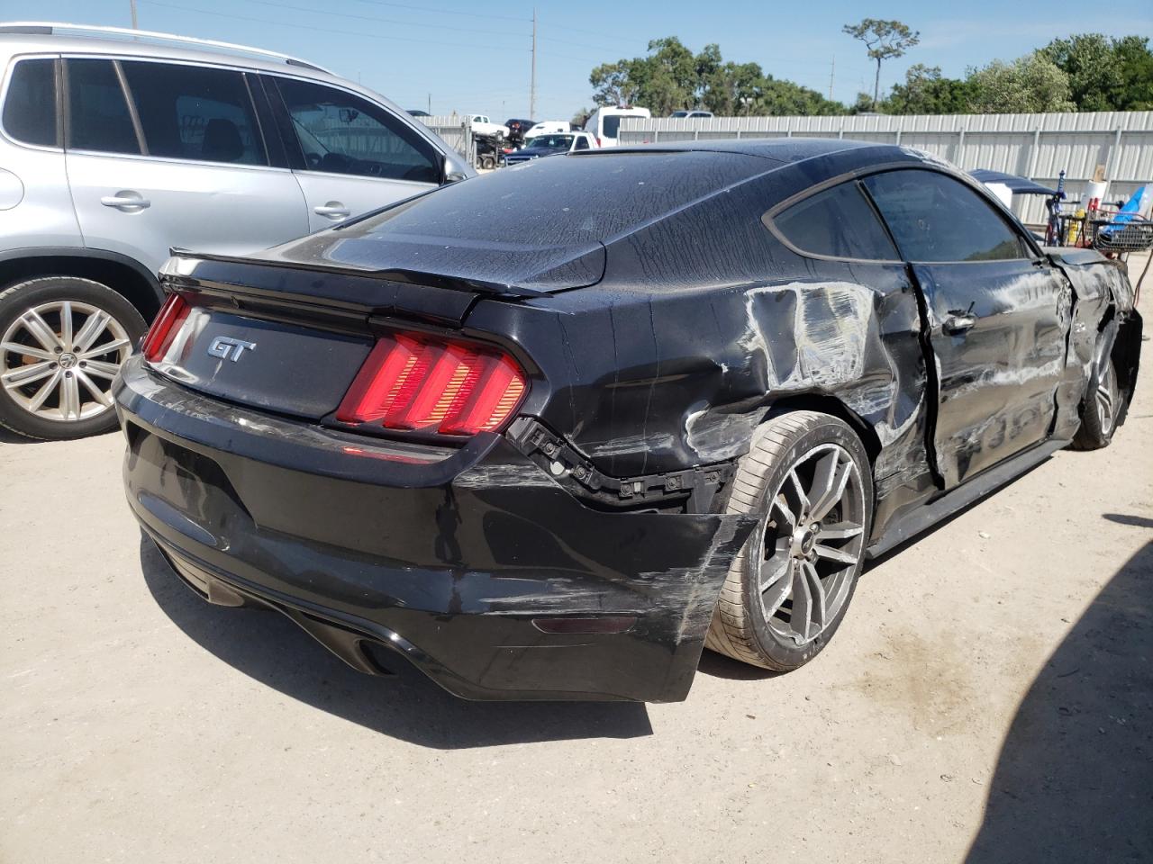 Photo 4 from auction – 2015 FORD MUSTANG GT with VIN 1FA6P8CF2F5407050