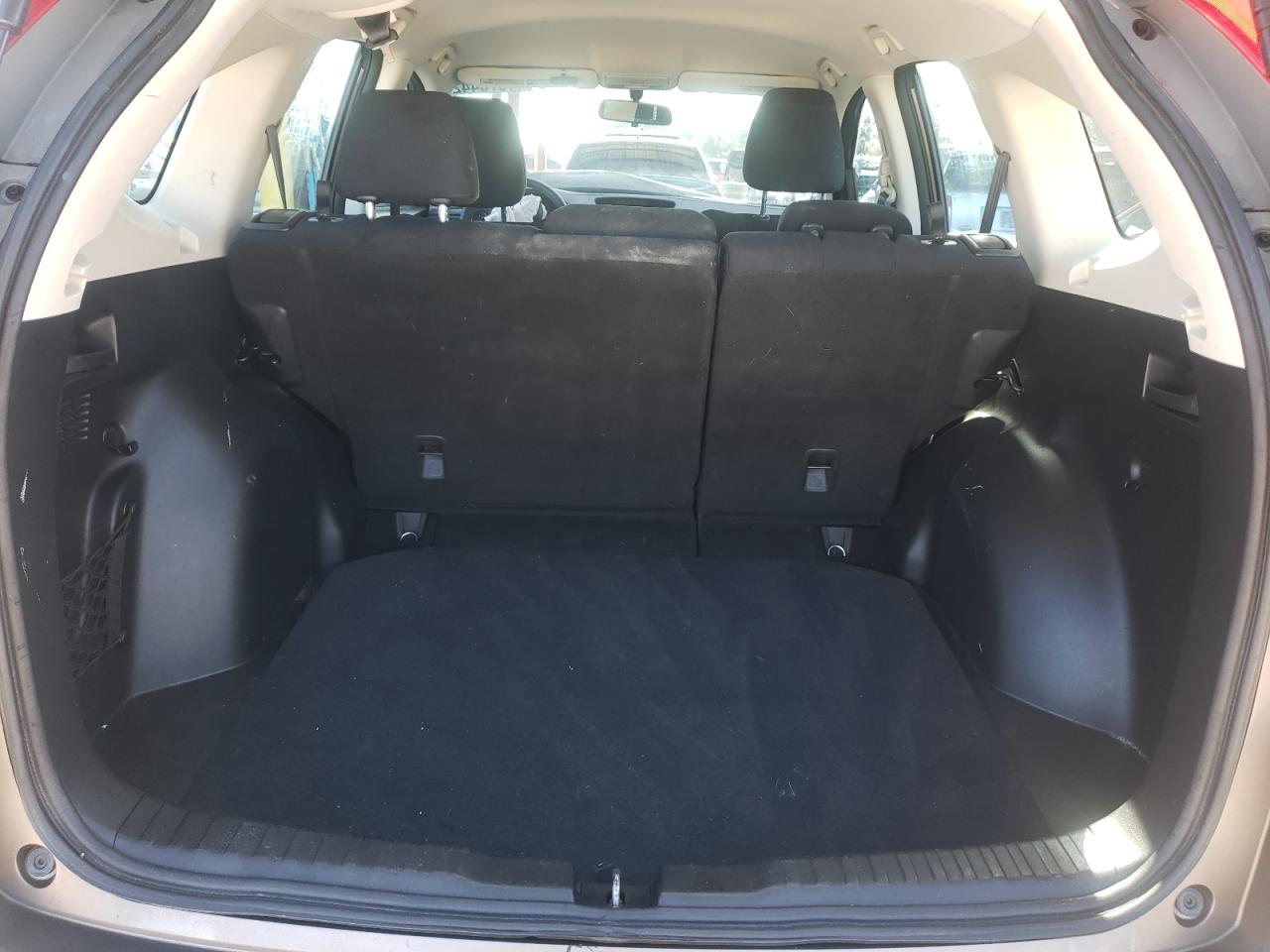 Photo 9 from auction – 2015 HONDA CR-V LX with VIN 3CZRM3H35FG703345