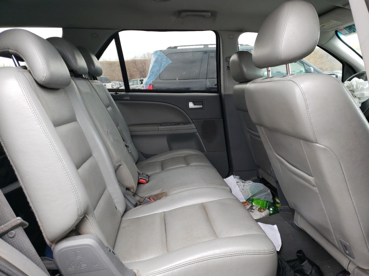 Photo 6 from auction – 2005 FORD FREESTYLE with VIN 1FMZK05105GA58736
