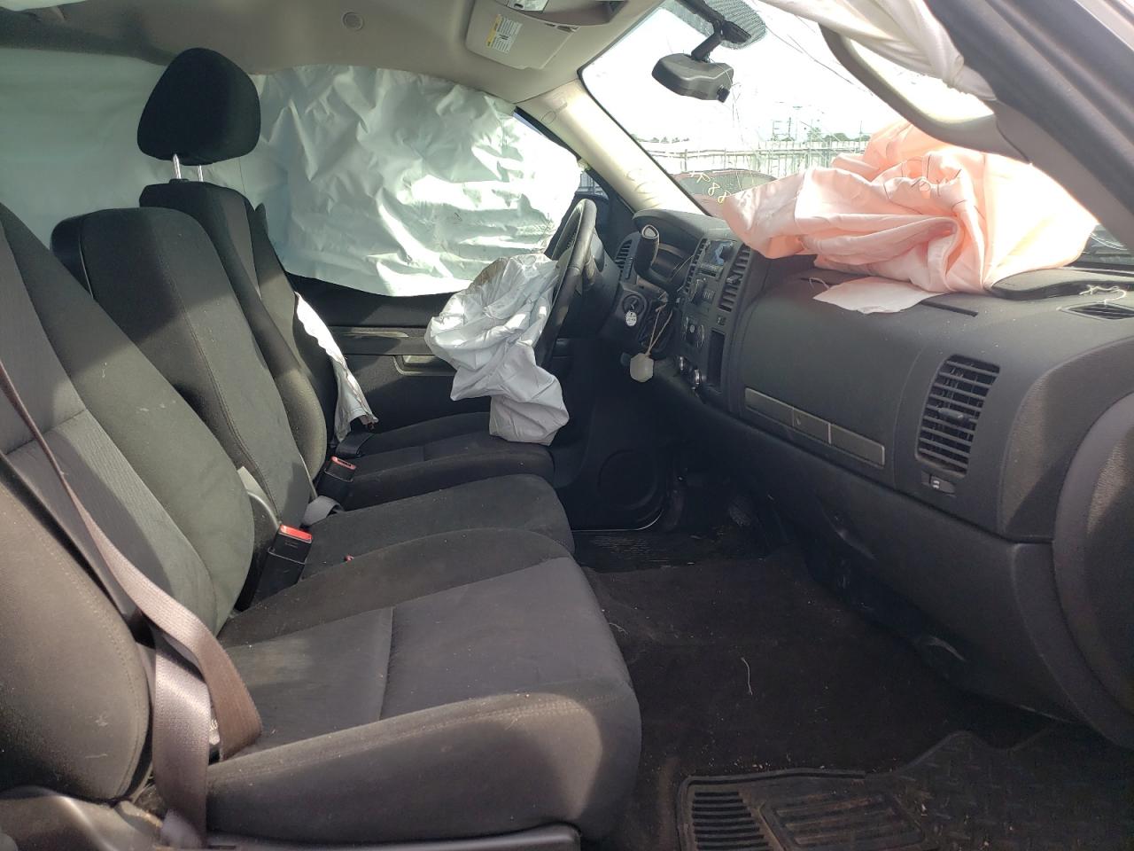 Photo 5 from auction – 2011 CHEVROLET SILVERADO with VIN 3GCPCSE06BG407832