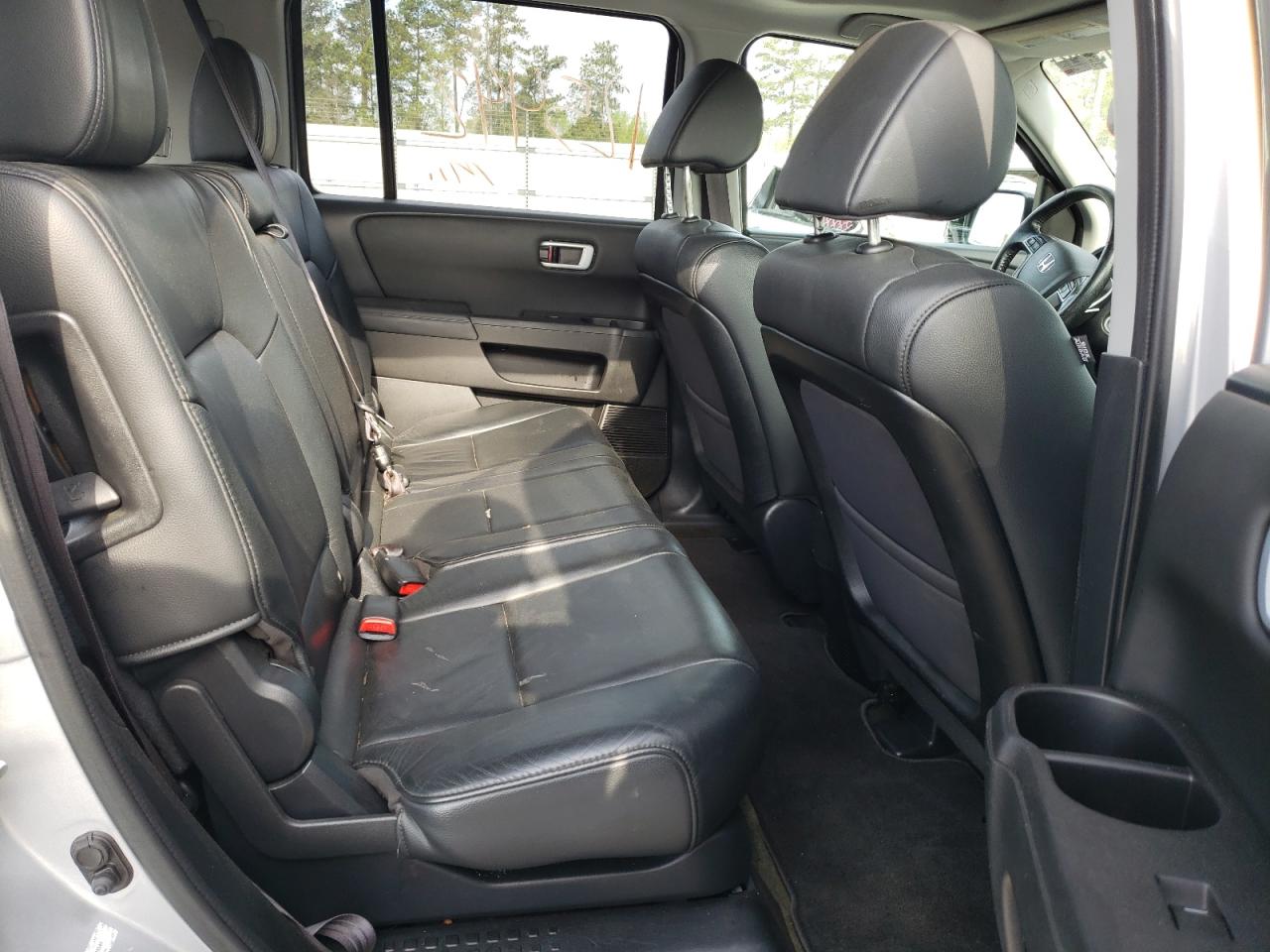 Photo 6 from auction – 2015 HONDA PILOT 4X4 with VIN 5FNYF4H50FB048598