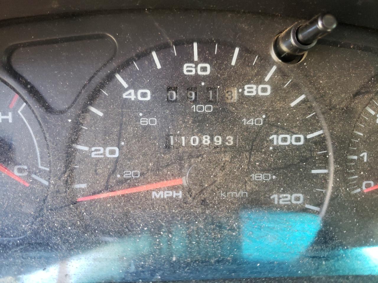 Photo 8 from auction – 2002 FORD TAURUS SEL with VIN 1FAHP59S12A176302