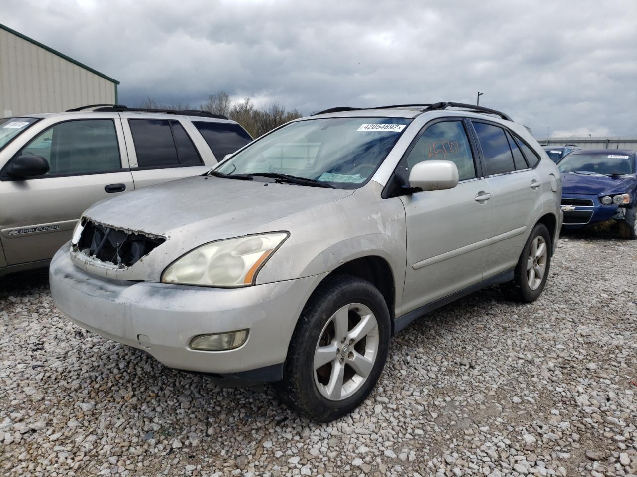 Photo 2 from auction – 2004 LEXUS RX 330 with VIN JTJGA31U740018612