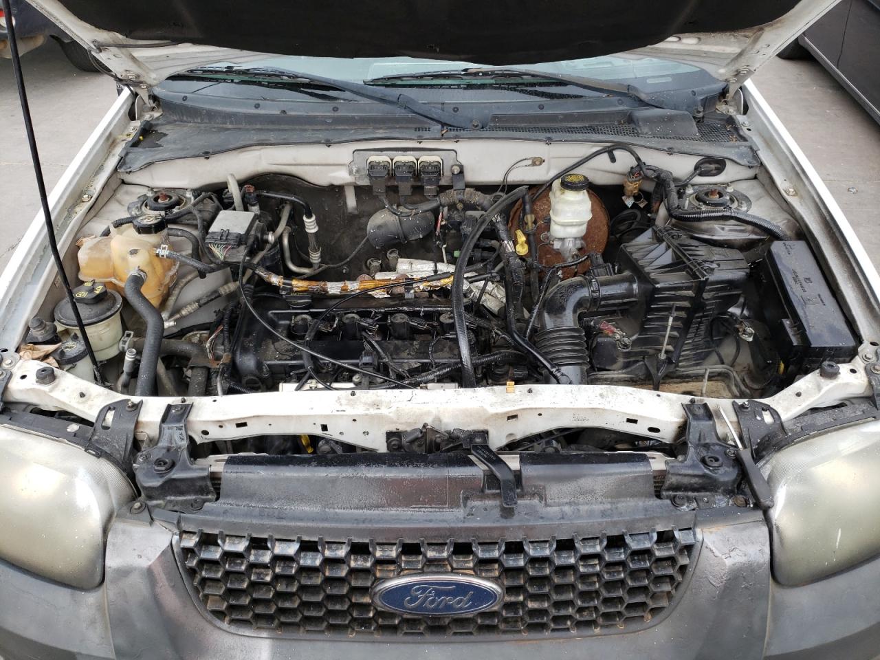 Photo 7 from auction – 2005 FORD ESCAPE XLS with VIN 1FMYU02Z95KB28540