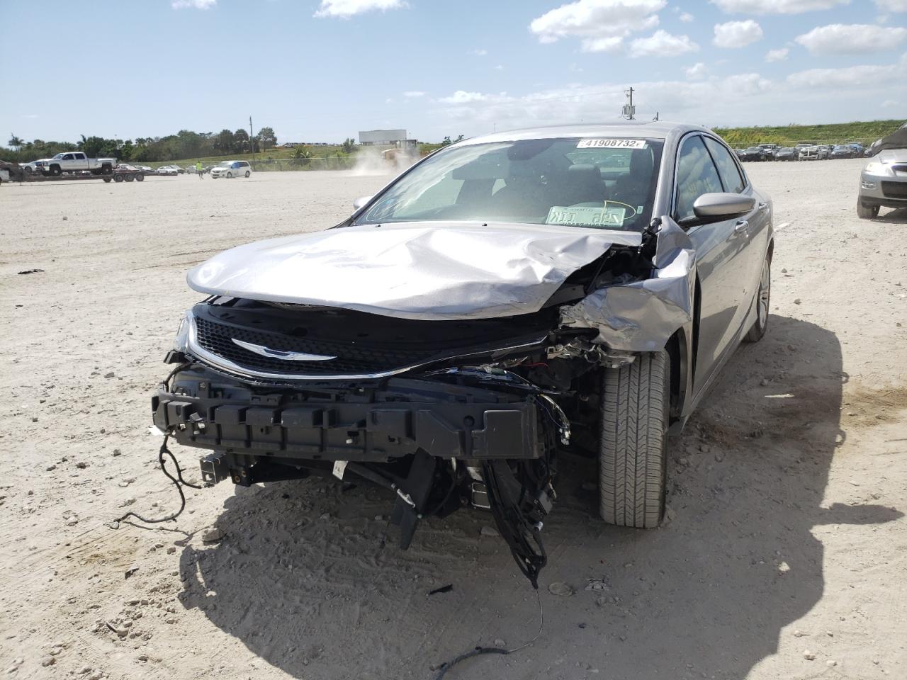 Photo 9 from auction – 2016 CHRYSLER 200 C with VIN 1C3CCCCB8GN100545