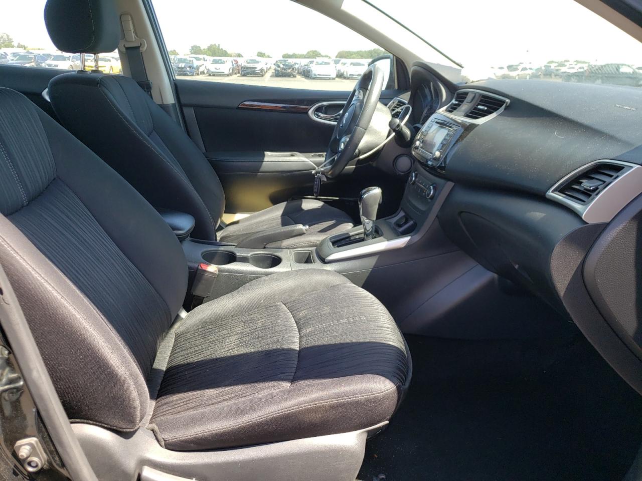 Photo 5 from auction – 2017 NISSAN SENTRA S with VIN 3N1AB7AP7HL662596