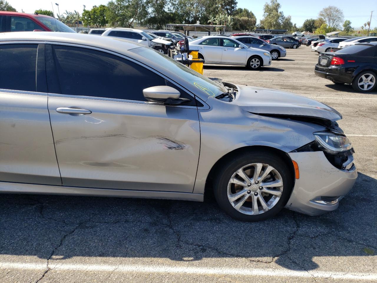Photo 9 from auction – 2015 CHRYSLER 200 LIMITE with VIN 1C3CCCAB5FN725874