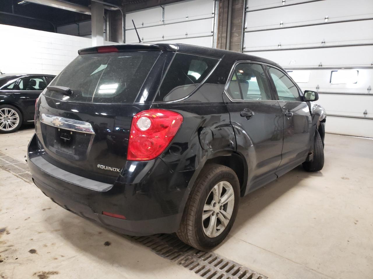 Photo 4 from auction – 2014 CHEVROLET EQUINOX LS with VIN 2GNALAEK2E6171611