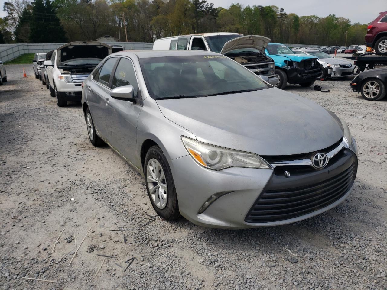 TOYOTA CAMRY LE 2015 with VIN 4T1BF1FK3FU005583 - Photo from auction