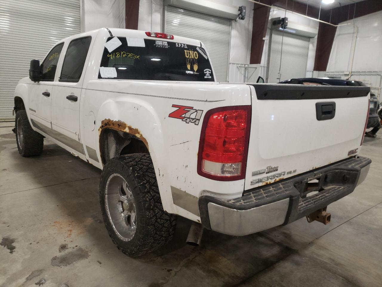 Photo 3 from auction – 2009 GMC SIERRA K15 with VIN 3GTEK23309G261235
