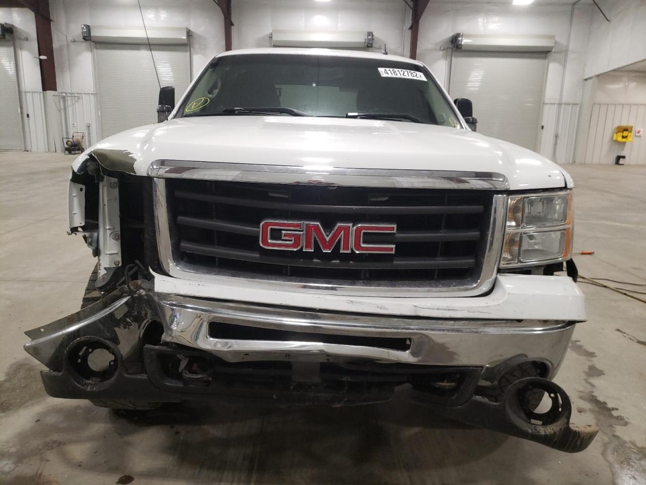Photo 9 from auction – 2009 GMC SIERRA K15 with VIN 3GTEK23309G261235