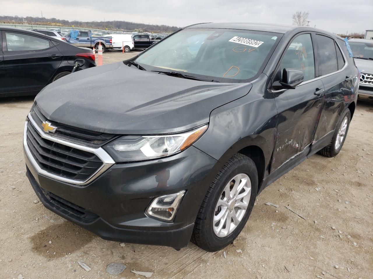 Photo 2 from auction – 2019 CHEVROLET EQUINOX LT with VIN 3GNAXJEV2KS623312