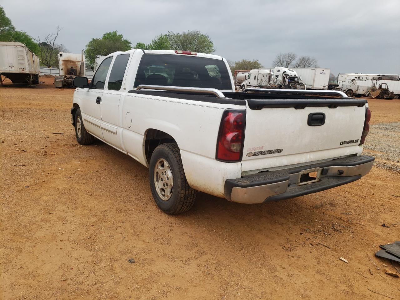 Photo 3 from auction – 2003 CHEVROLET SILVERADO with VIN 2GCEC19V231111336