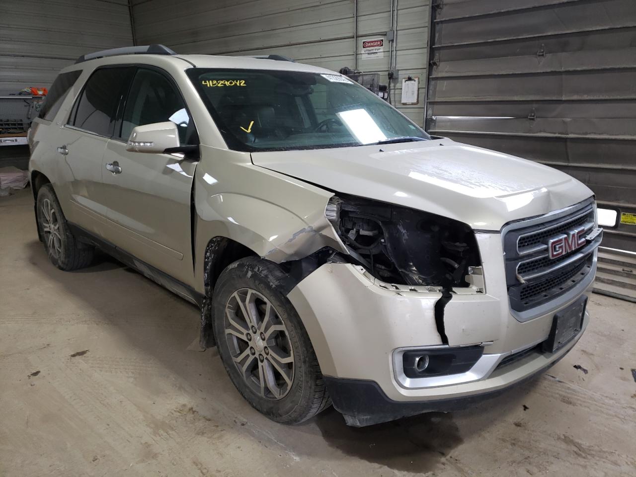 GMC ACADIA SLT 2013 with VIN 1GKKVRKD3DJ264896 - Photo from auction
