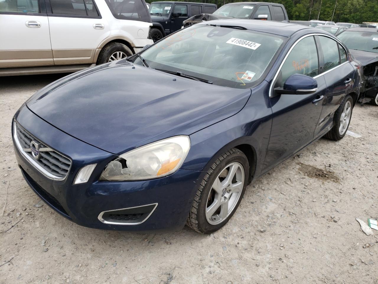 Photo 2 from auction – 2012 VOLVO S60 T5 with VIN YV1622FS4C2080141