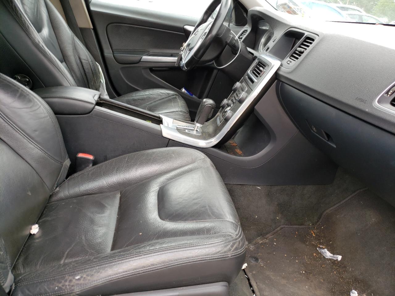 Photo 5 from auction – 2012 VOLVO S60 T5 with VIN YV1622FS4C2080141