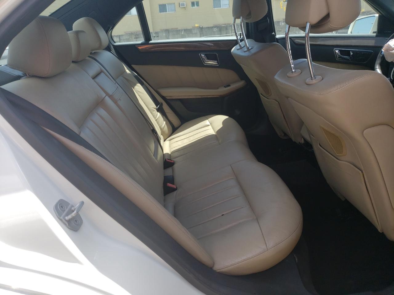 Photo 6 from auction – 2011 MERCEDES-BENZ E 550 with VIN WDDHF7CB3BA287523