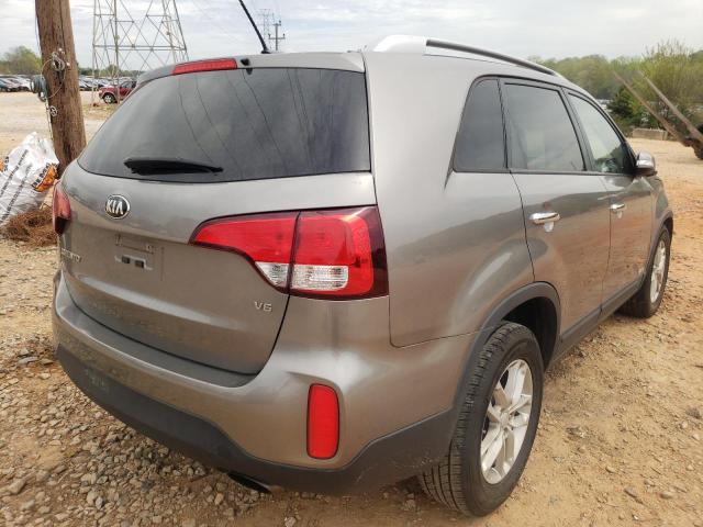 Photo 4 from auction – 2015 KIA SORENTO LX with VIN 5XYKTDA76FG604965