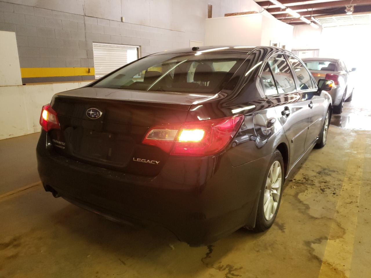 Photo 4 from auction – 2015 SUBARU LEGACY 2.5 with VIN 4S3BNBH65F3044419