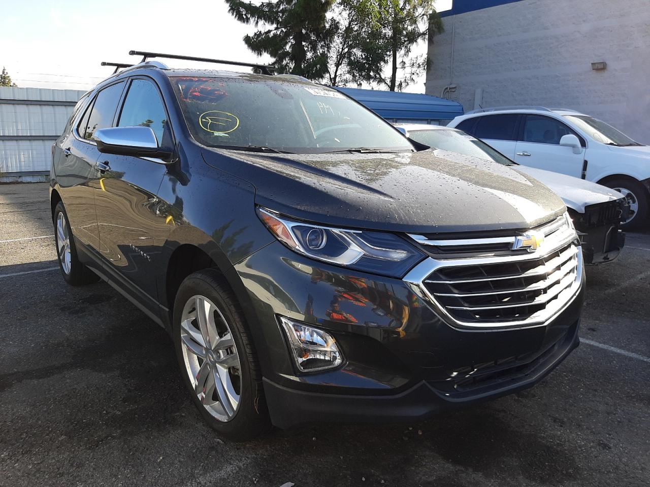 CHEVROLET EQUINOX PR 2018 with VIN 2GNAXMEV0J6145244 - Photo from auction