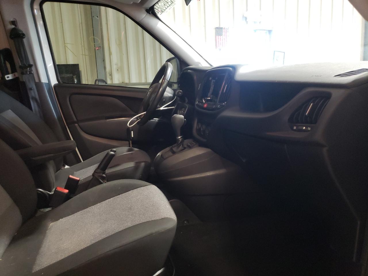 Photo 5 from auction – 2017 RAM PROMASTER with VIN ZFBERFAB8H6F20556