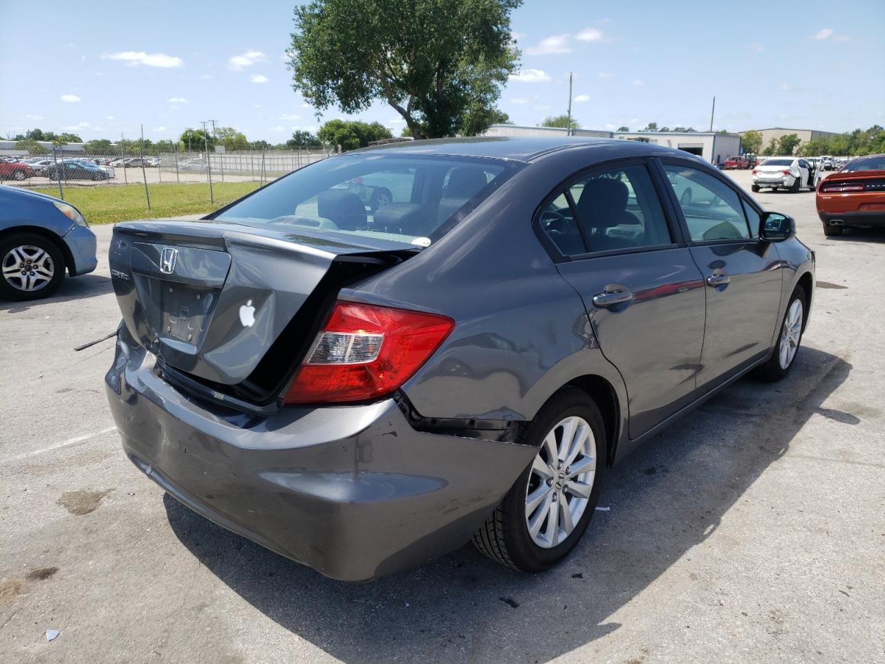 Photo 4 from auction – 2012 HONDA CIVIC LX with VIN 19XFB2F50CE311264