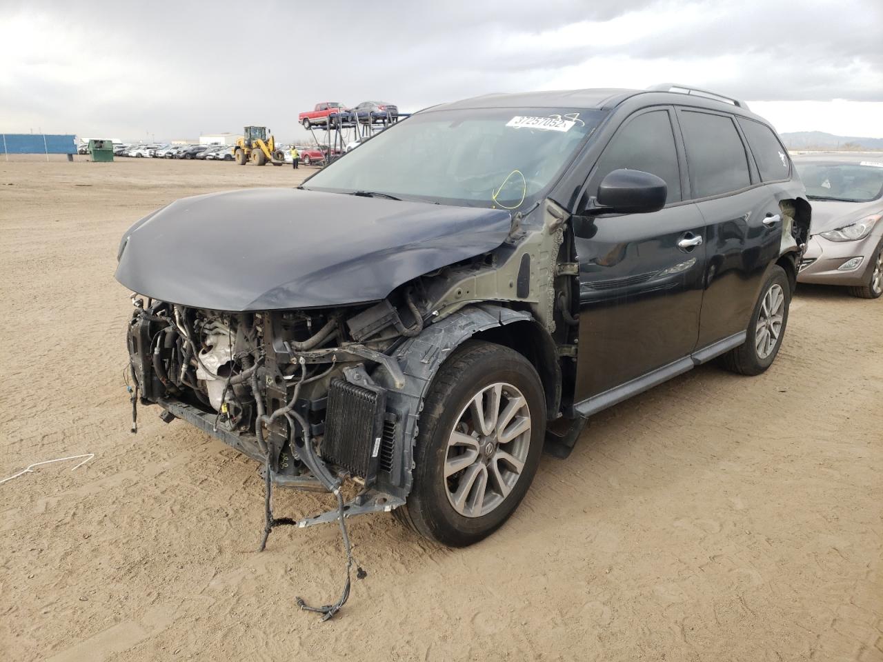 Photo 2 from auction – 2016 NISSAN PATHFINDER with VIN 5N1AR2MM8GC622885