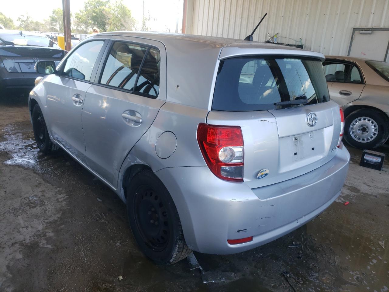 Photo 3 from auction – 2008 TOYOTA SCION XD with VIN JTKKU10498J008277