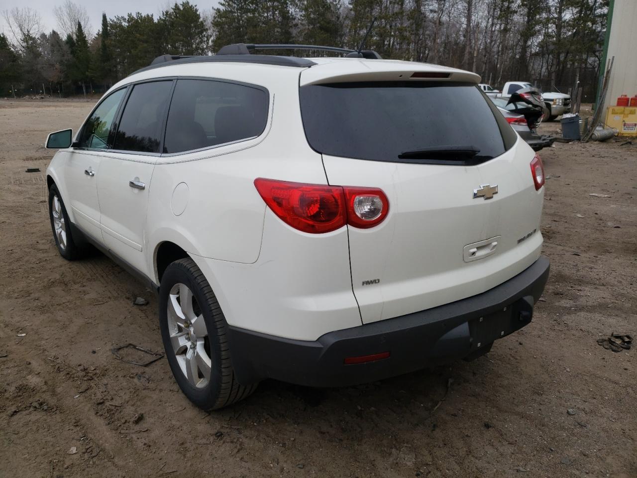 Photo 3 from auction – 2012 CHEVROLET TRAVERSE L with VIN 1GNKVGED6CJ176927
