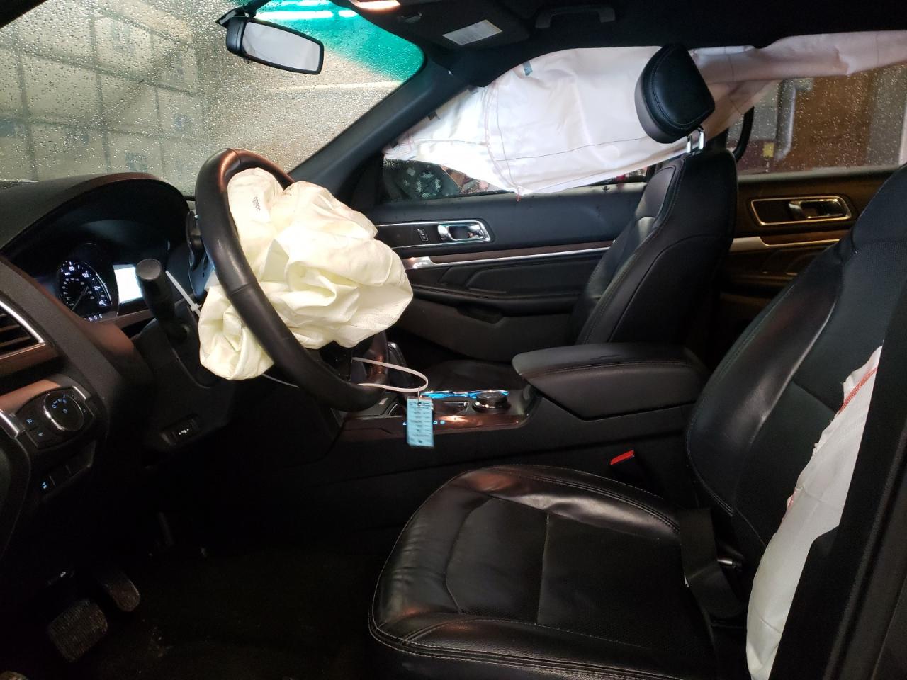Photo 5 from auction – 2016 FORD EXPLORER L with VIN 1FM5K8F87GGA76890