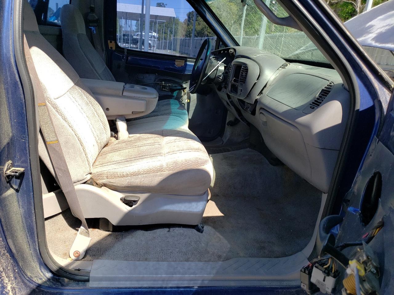 Photo 5 from auction – 1998 FORD F150 with VIN 1FTZF1763WNA99544