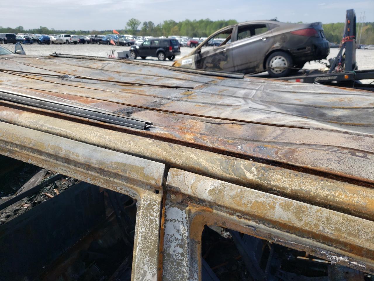 Photo 9 from auction – 1992 FORD EXPLORER with VIN 1FMDU34X5NUB87665