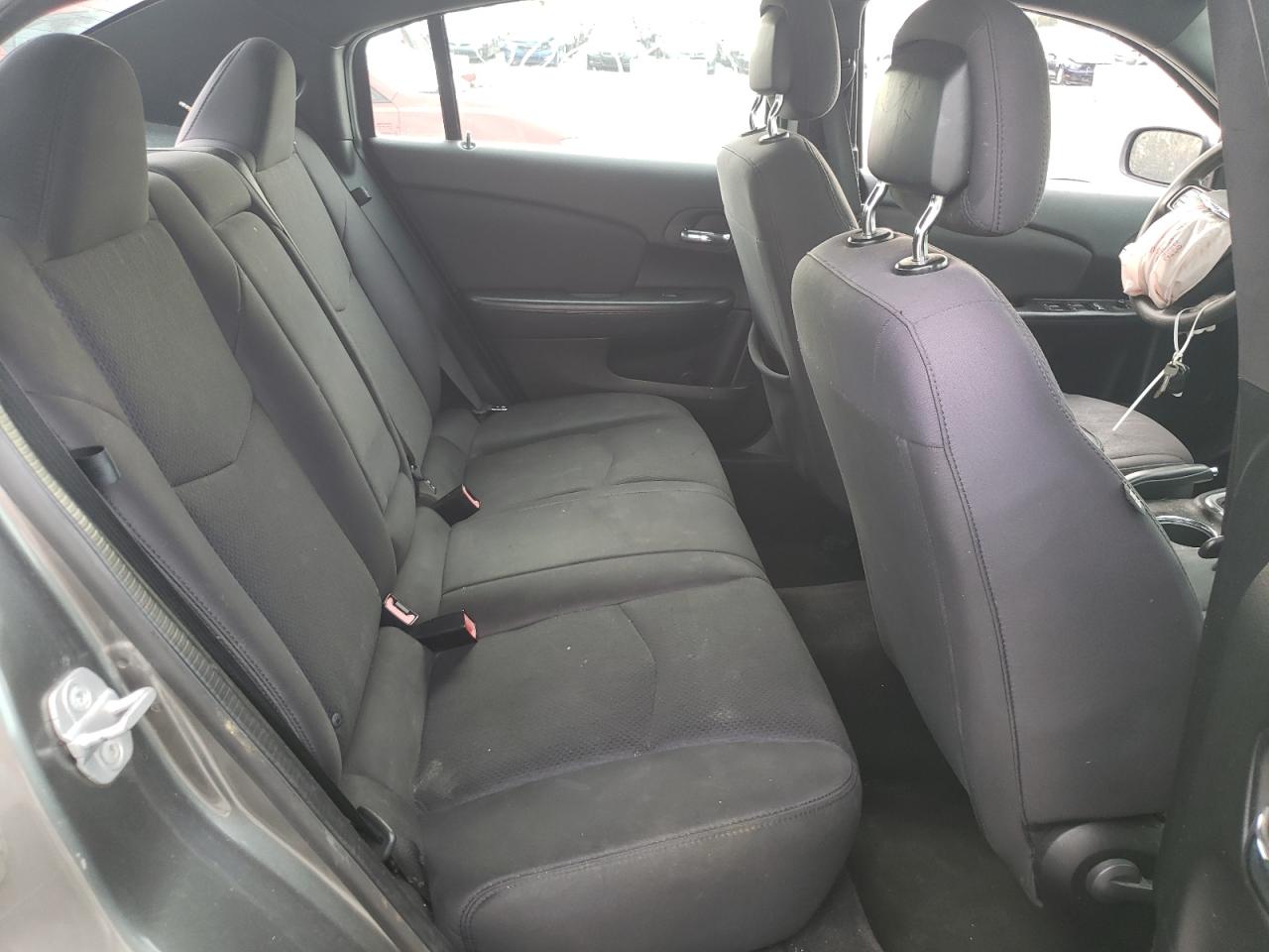 Photo 6 from auction – 2012 CHRYSLER 200 LX with VIN 1C3CCBAB8CN248816
