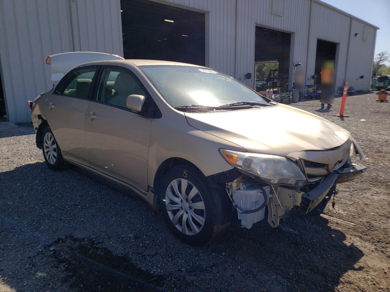 TOYOTA CARROLLA 2012 with VIN 2T1BU4EE2CC869427 - Photo from auction