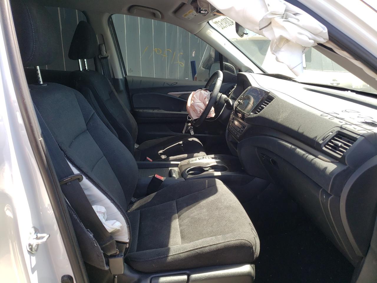 Photo 5 from auction – 2021 HONDA PILOT EX with VIN 5FNYF5H39MB031073