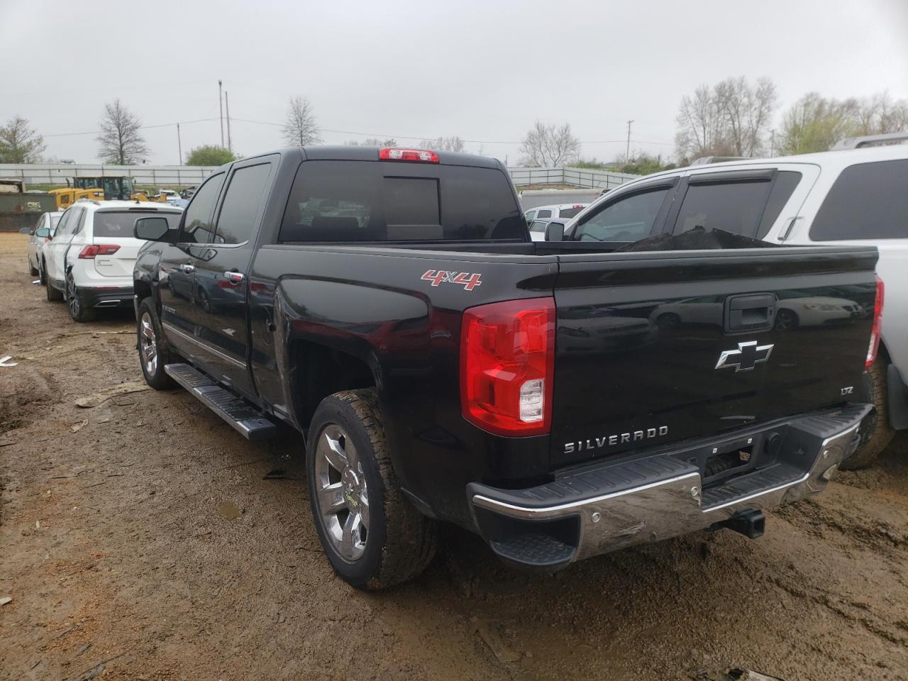 Photo 3 from auction – 2017 CHEVROLET SILVERADO with VIN 3GCUKSEC2HG268985