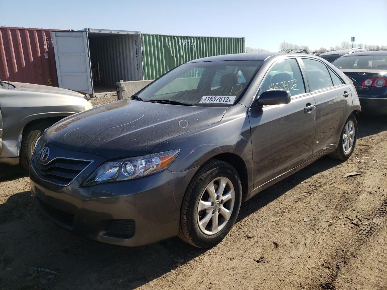 Photo 2 from auction – 2011 TOYOTA CAMRY BASE with VIN 4T4BF3EK5BR141128