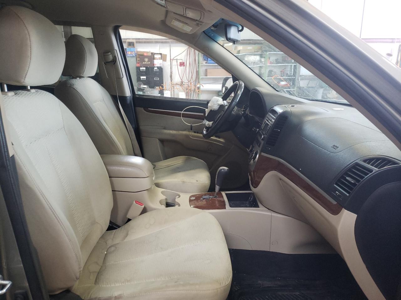 Photo 5 from auction – 2009 HYUNDAI SANTA FE G with VIN 5NMSG73E99H270684