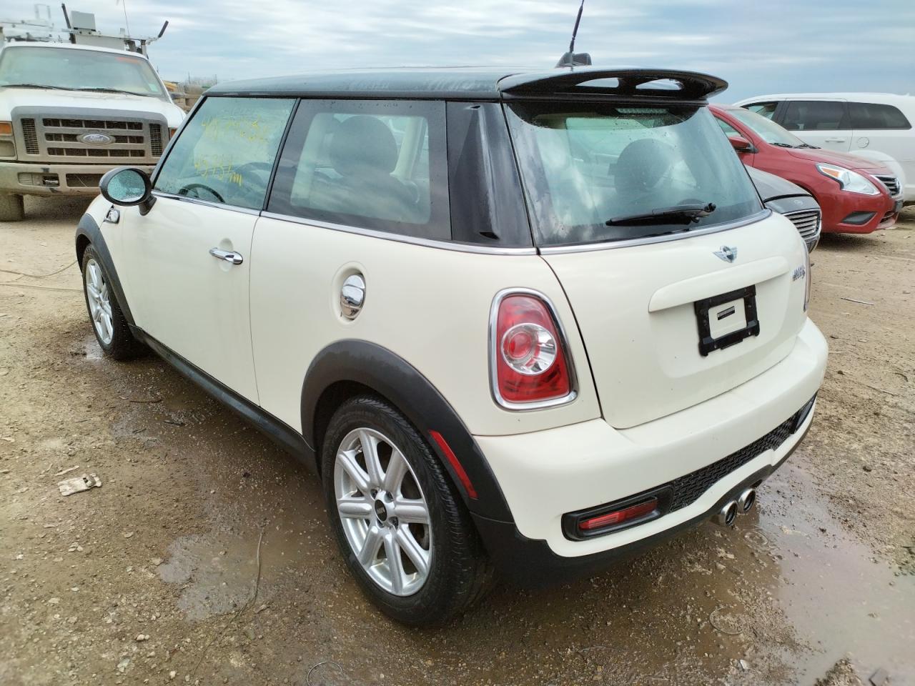 Photo 3 from auction – 2013 MINI COOPER S with VIN WMWSV3C57DT395699