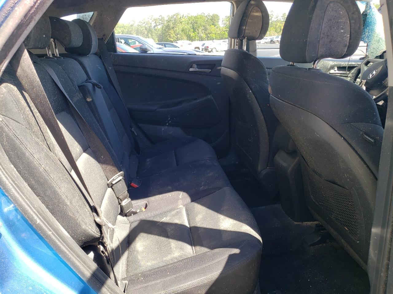 Photo 6 from auction – 2016 HYUNDAI TUCSON LIM with VIN KM8J33A44GU196568