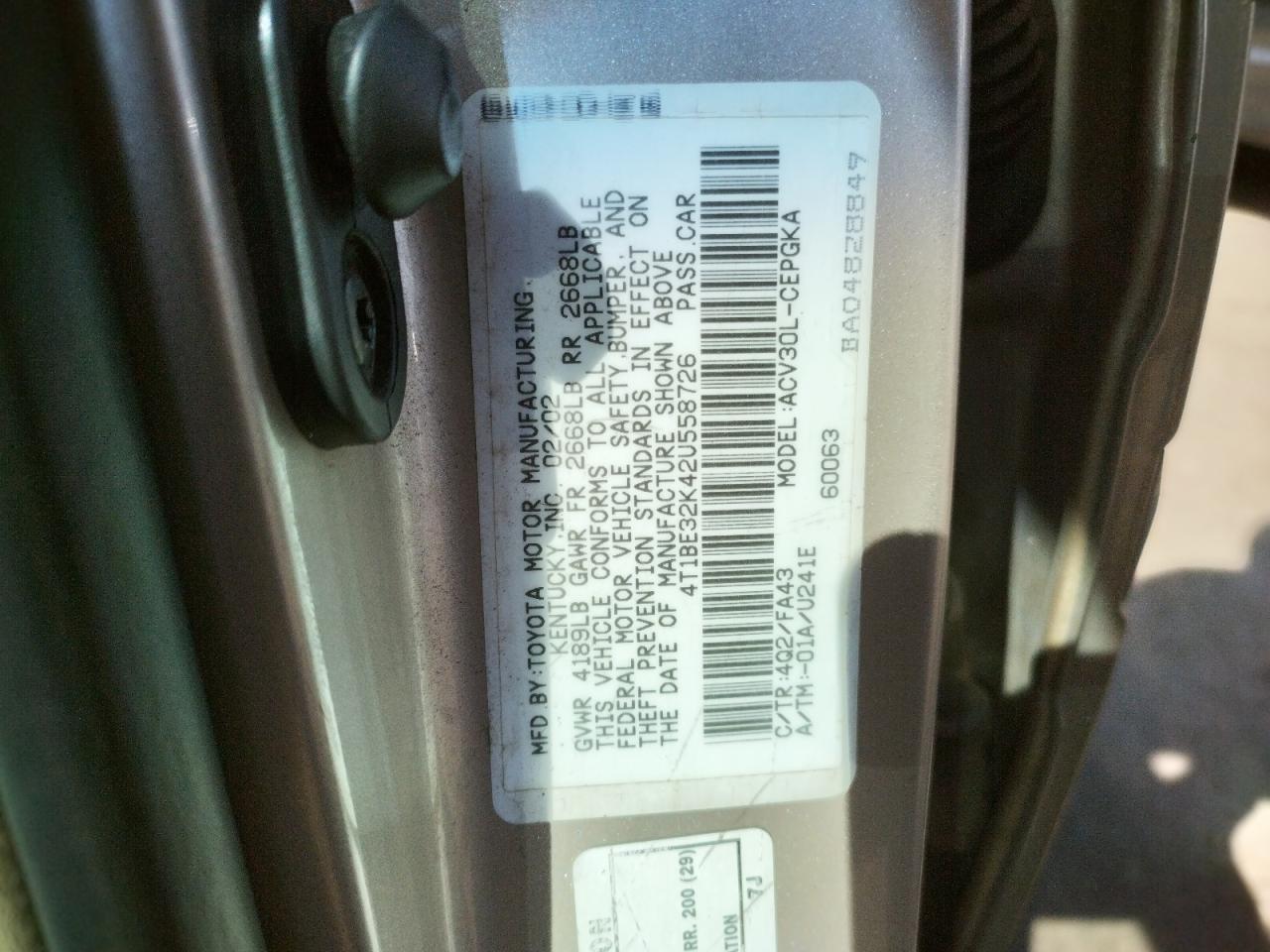 Photo 10 from auction – 2002 TOYOTA CAMRY LE with VIN 4T1BE32K42U558726