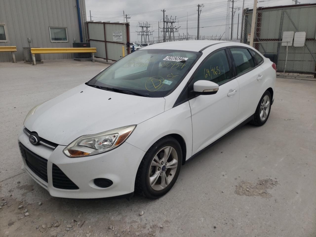 Photo 2 from auction – 2014 FORD FOCUS SE with VIN 1FADP3F21EL380954
