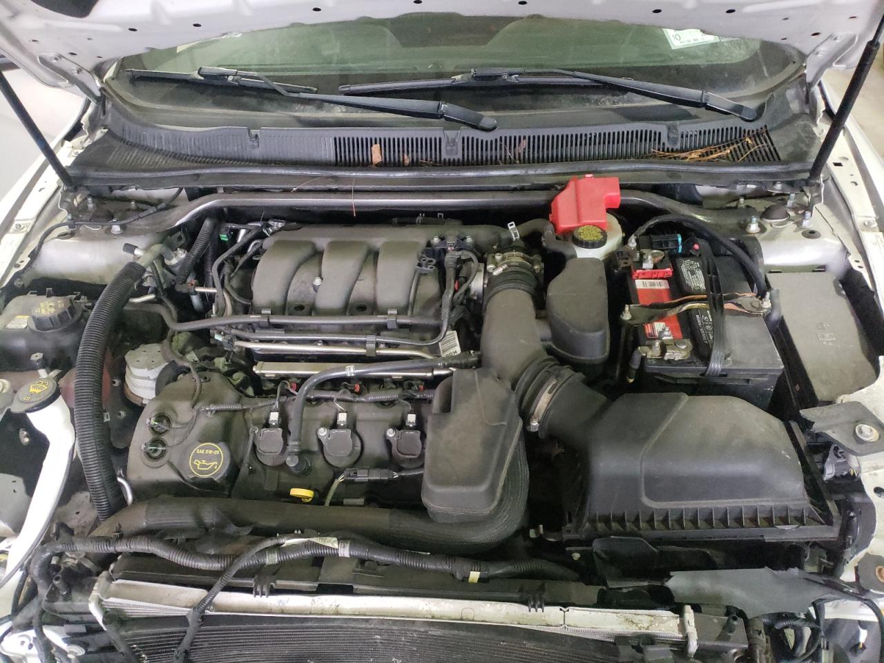 Photo 7 from auction – 2017 FORD TAURUS LIM with VIN 1FAHP2F80HG119389
