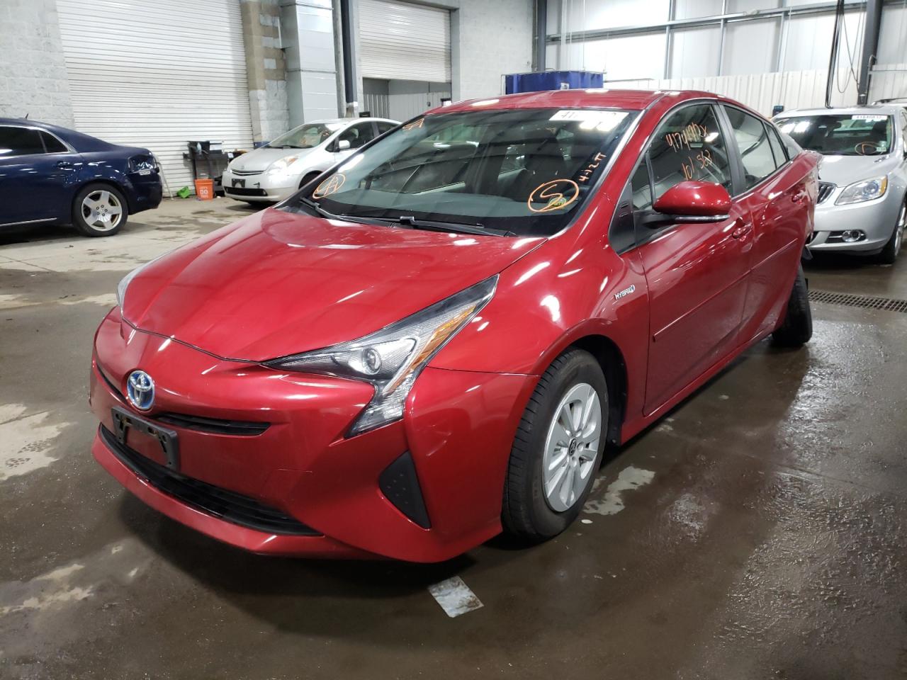 Photo 2 from auction – 2016 TOYOTA PRIUS with VIN JTDKBRFU8G3511918