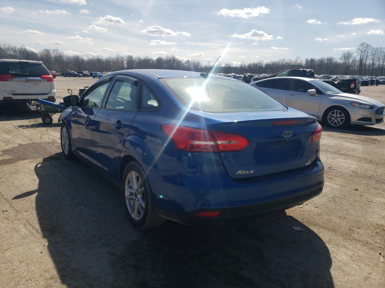 Photo 3 from auction – 2018 FORD FOCUS SE with VIN 1FADP3FE6JL310371